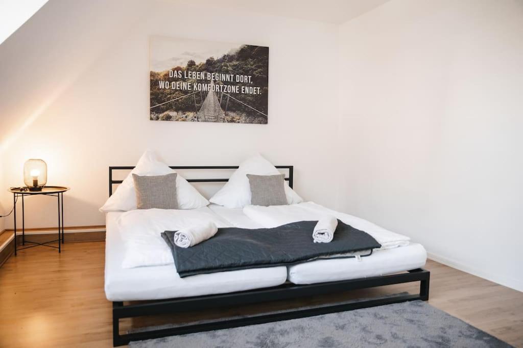 Modernes Apartment 施瓦岑费尔德 外观 照片
